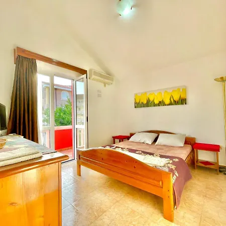 Vila L Gasthof *