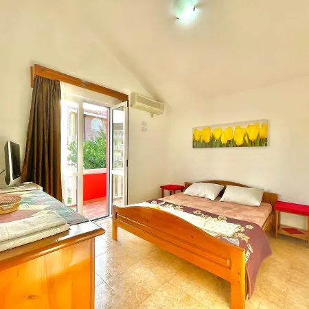 Vila L Gasthof *