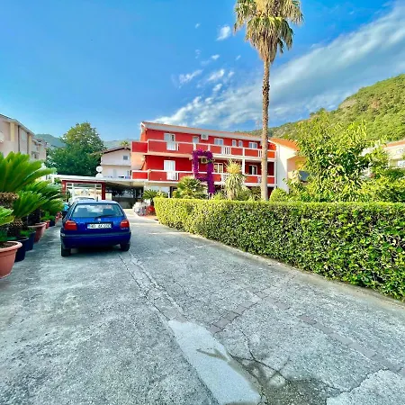 L Budva